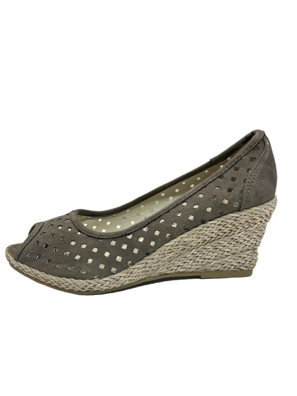 Jane Klain Faux Suede Wedge Lasercut Peep Toe Shoes, size 38 (8)